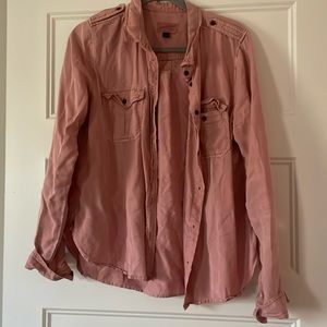 Universal thread, women’s pink/salmon button up